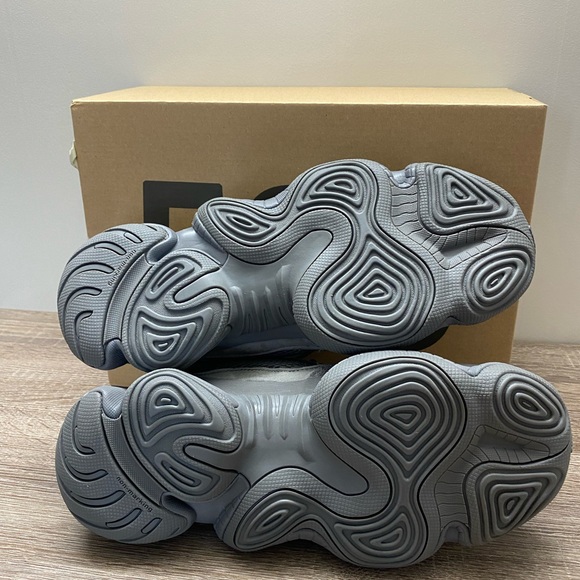 adidas Yeezy 500 Granit - Picture 7 of 14